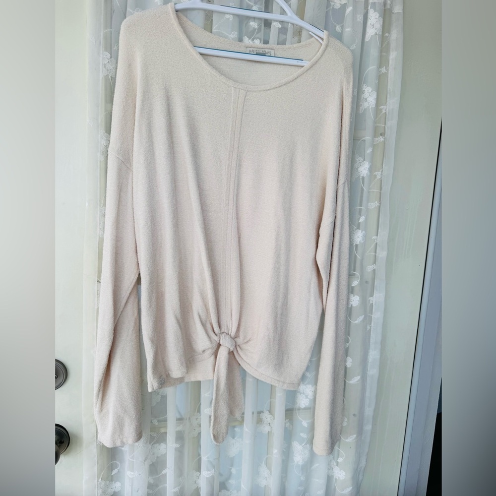 💕 NWOT Barefoot Dreams Cozy Chic Ultra Light Cream Knotted Long Sleeve Top